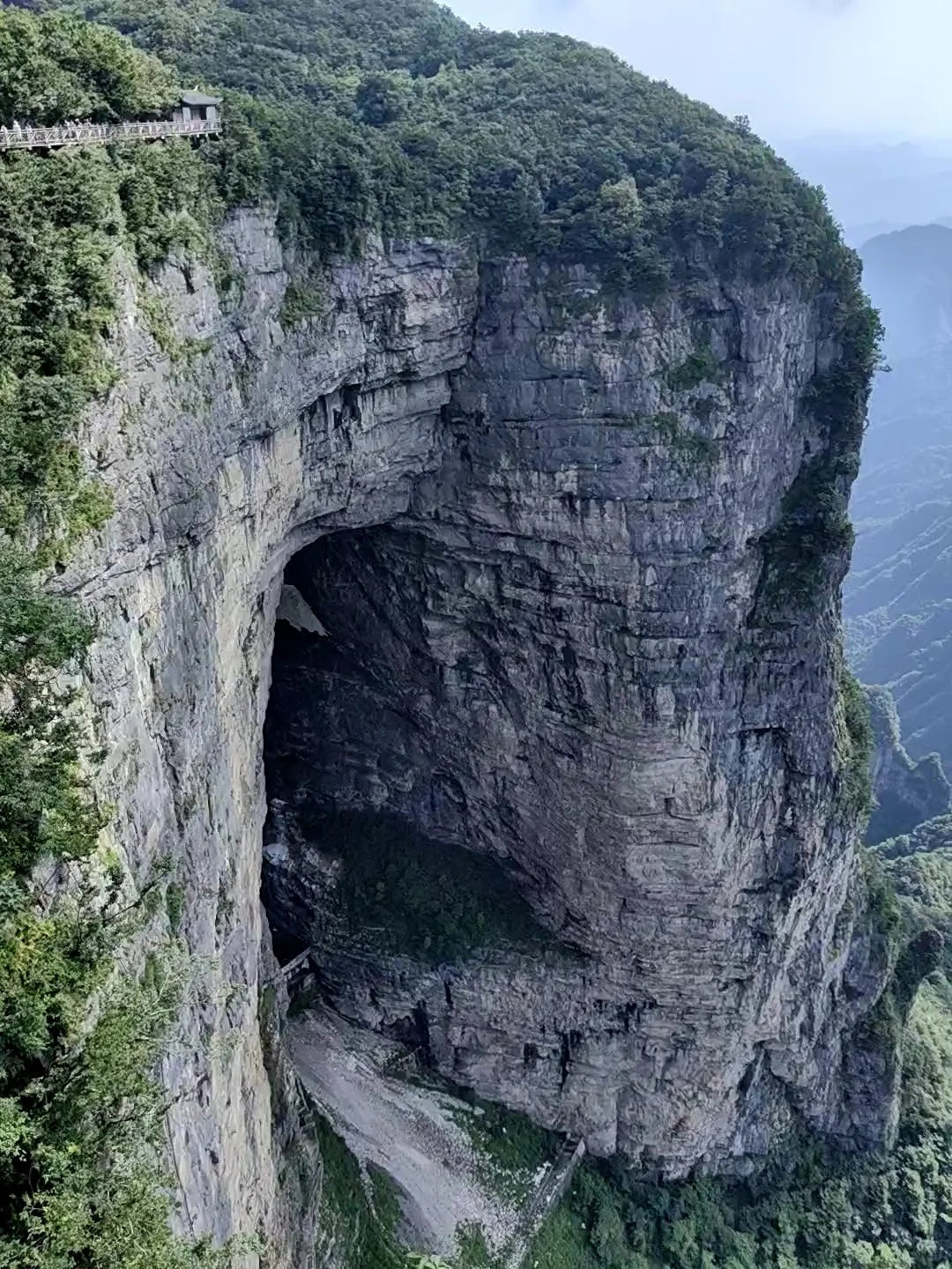 Tianmen Mountain & Ancient Towns | Peak Wonders & Riverside Nights image 5