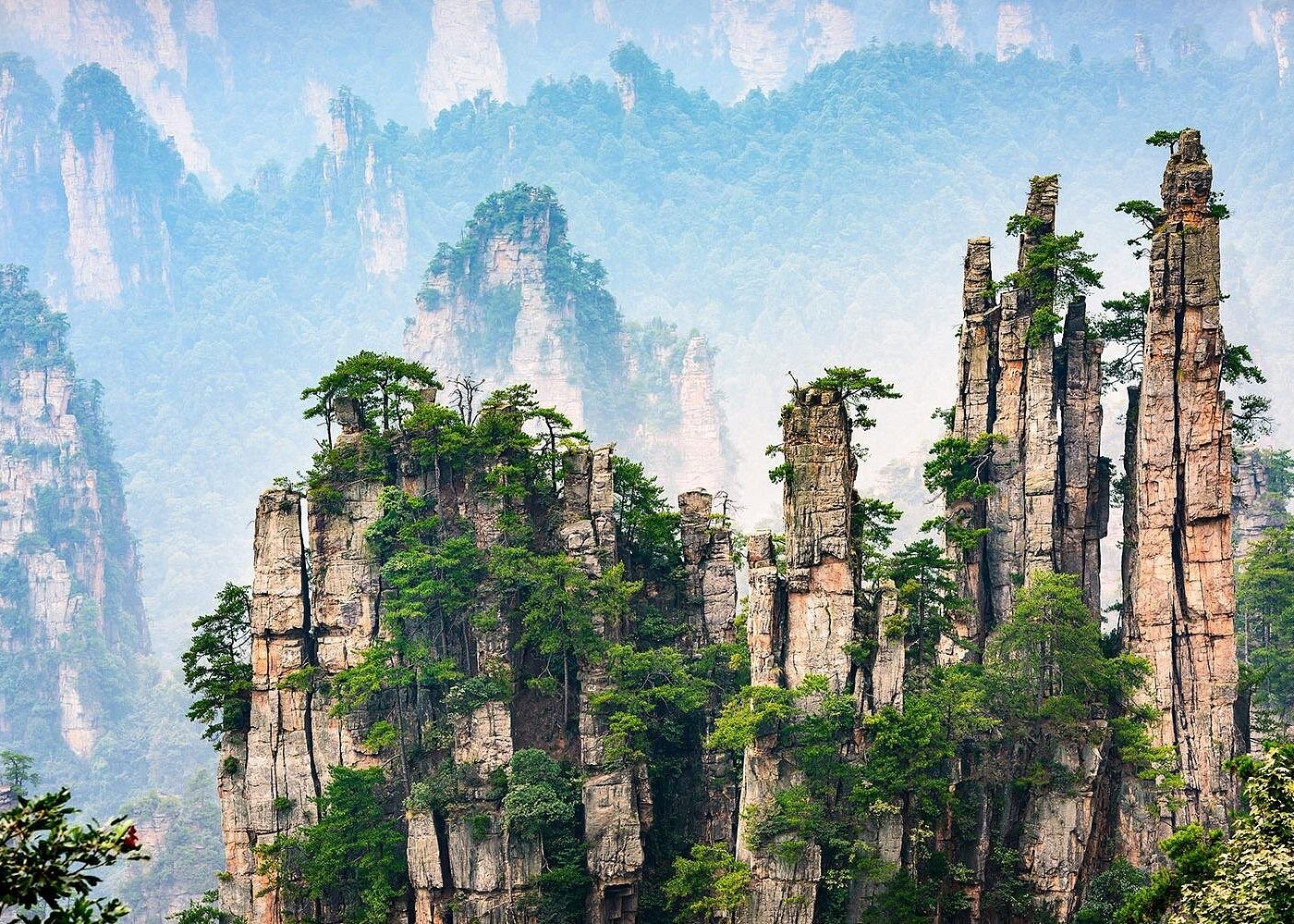 EXPERIENCE THE SURREAL WONDERS OF ZHANGJIAJIE